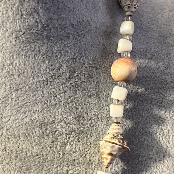 Lovely Authentic Shell & Natural Stone Agate Jasper Cube Beaded Boho Necklace - Picture 7 of 9